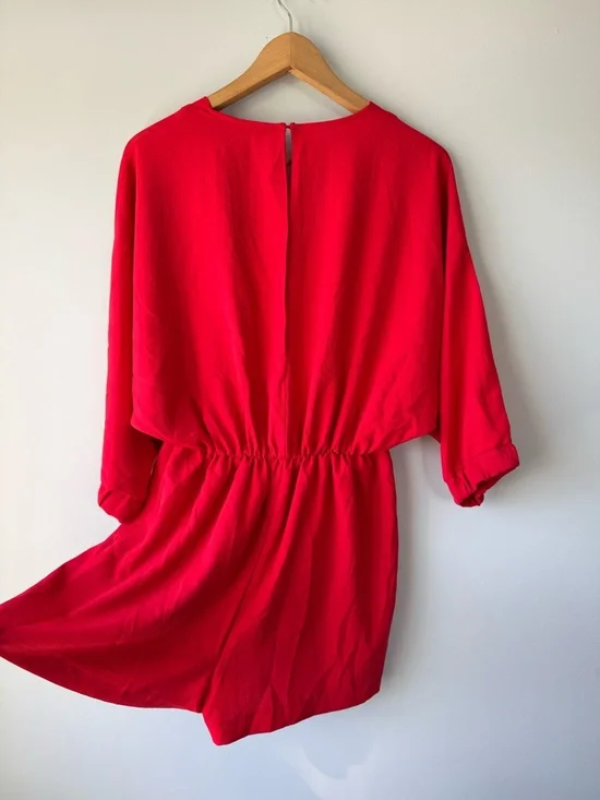 (S) Zara Red flowy Romper dress style v-neck button detail - Picture 7 of 7